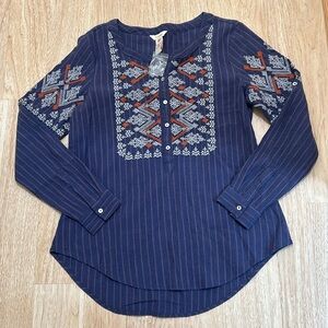 Sundance women’s size small embroidered shirt new